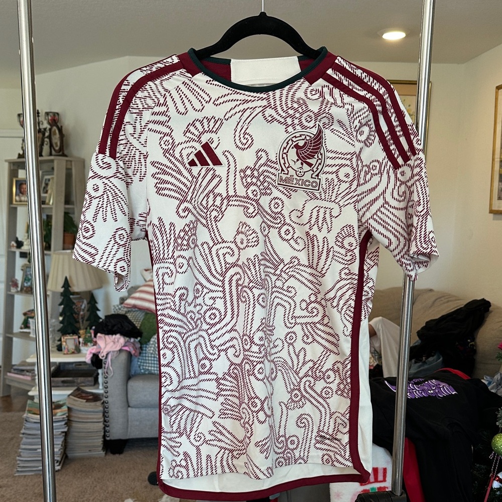 Adidas Authentic Kids’ Away White and Cream Patterned Mexico Soccer Jersey XL